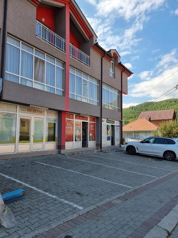 Apartmani Selektor Bijelo Polje Eksteriør bilde